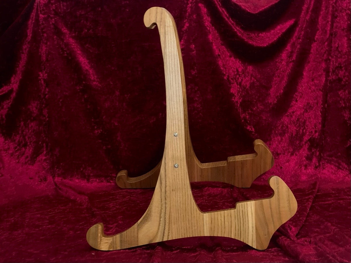 The Universal Dannan Wooden Display Guitar Stand - Light Walnut