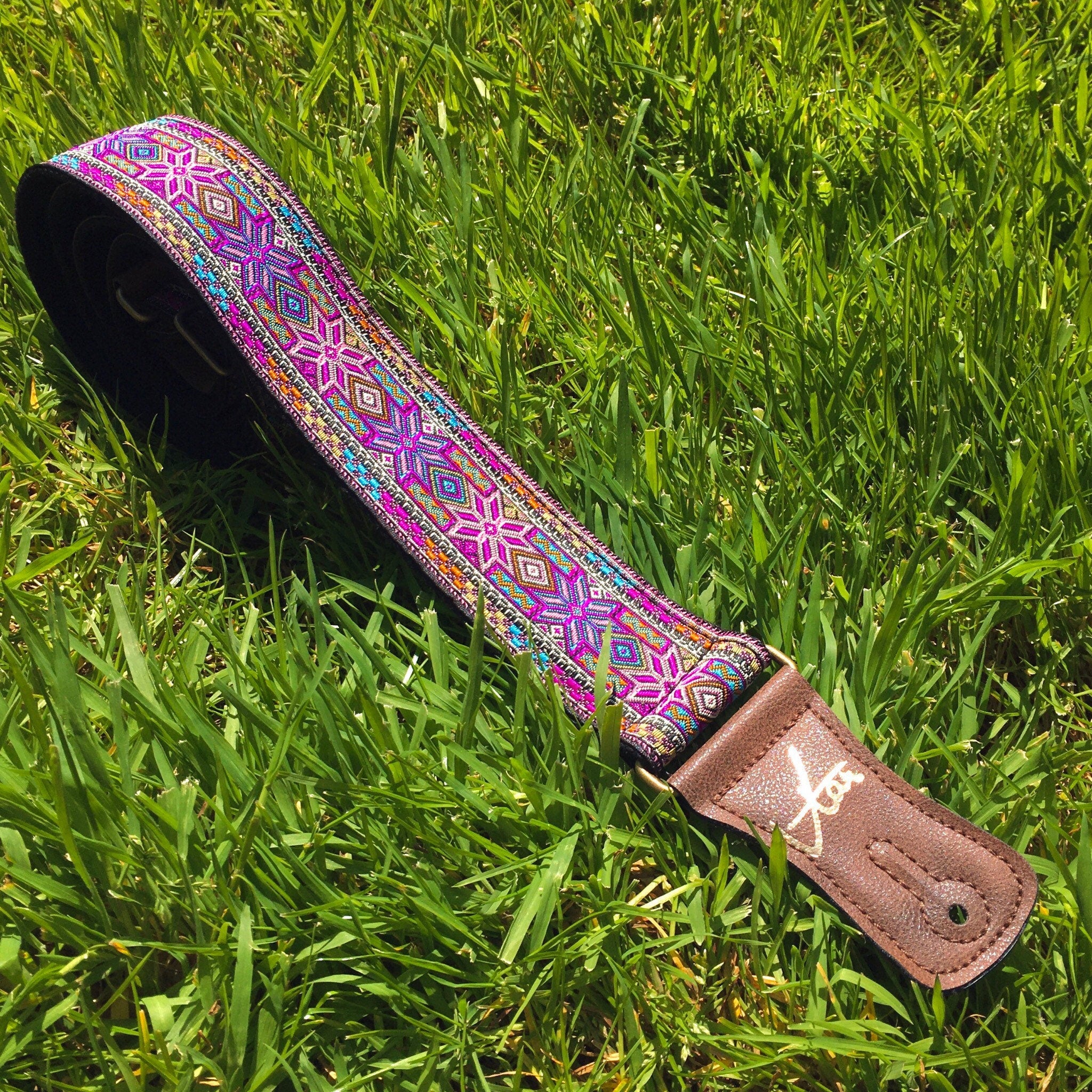 Guitar deals strap psychedelic